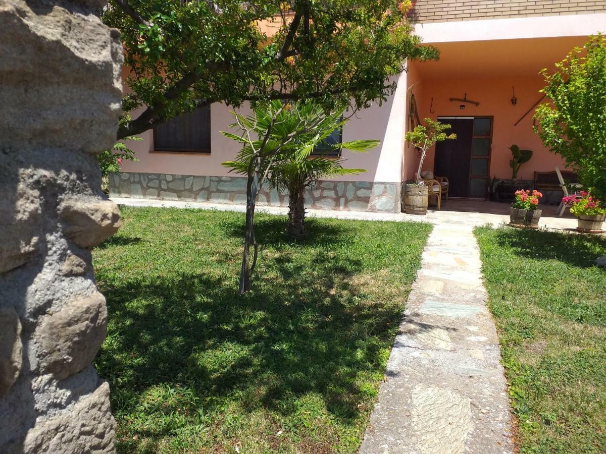 Apartmán Casa El Nogal Salas Bajas Exteriér fotografie